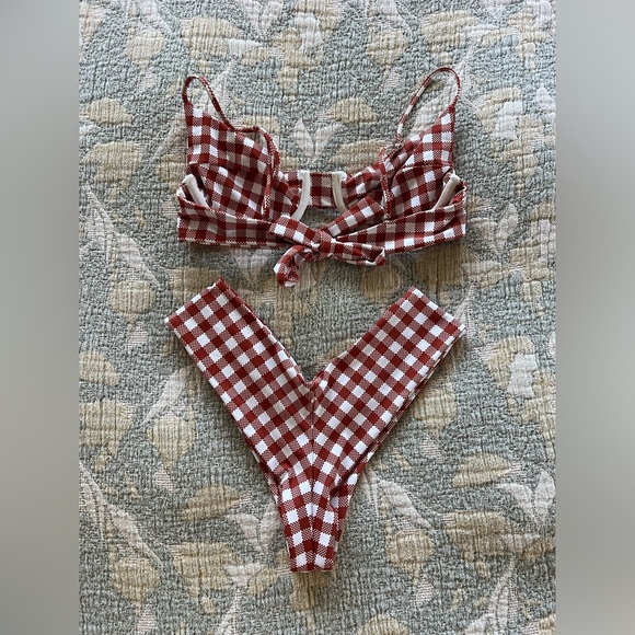 Skatie Bikini - Picture 2 of 4